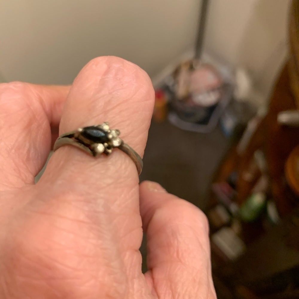 Beautiful Ring - image 4